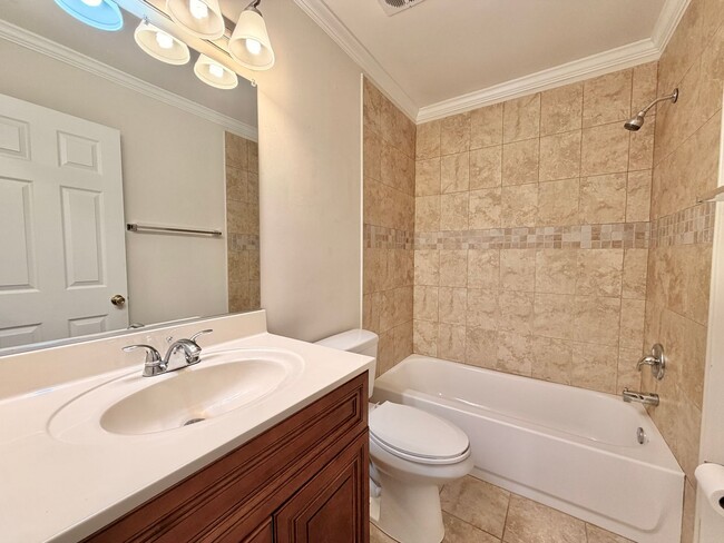 Building Photo - 1012 Antioch Cir