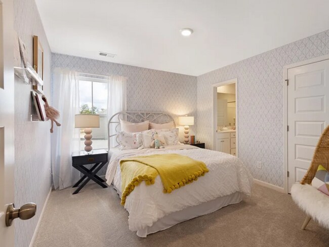 Building Photo - 773 Blue Moon Xing