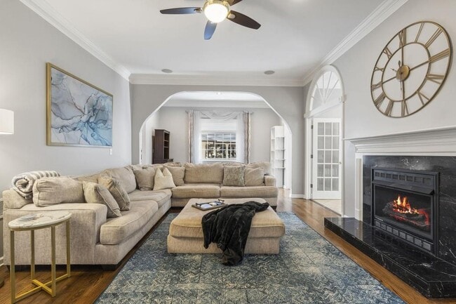 Building Photo - 97 Huntington Rd NE