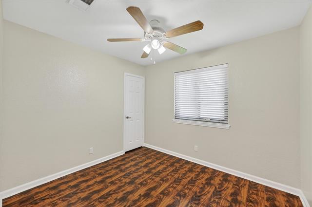 Building Photo - 1419 Woodfern Dr