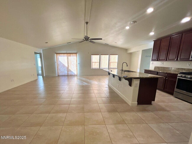 Building Photo - 7635 Souverain Ln