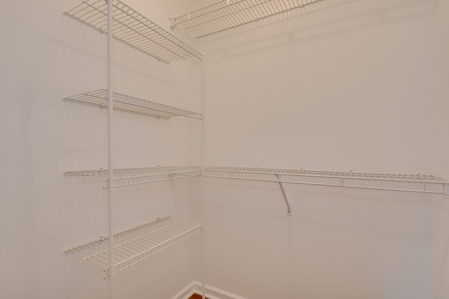 Building Photo - 2019 Hopetown Dr