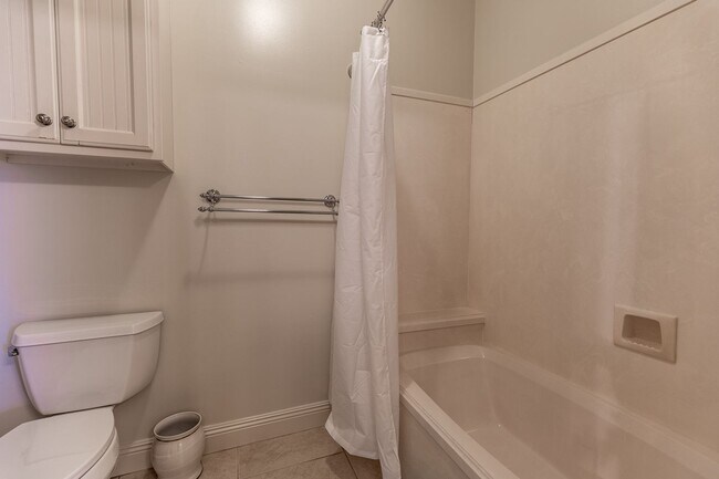 Building Photo - 7316 Northbrook Cir