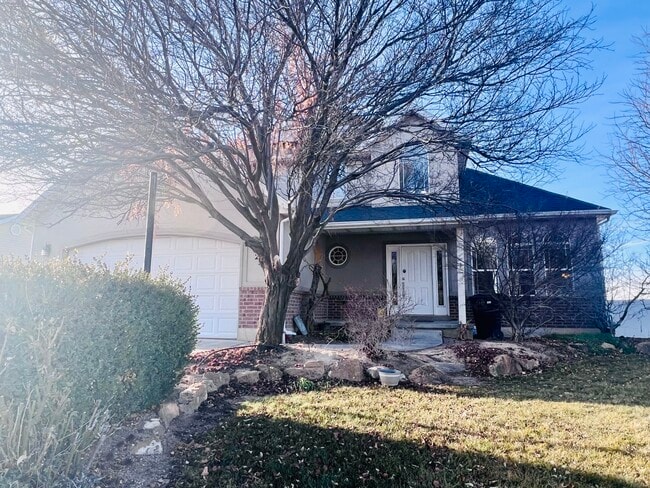 Building Photo - 2526 Dalton Dr