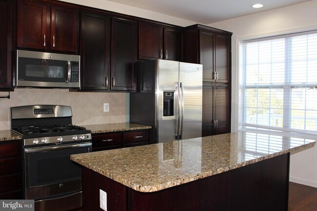 Building Photo - 23261 Carters Meadow Terrace