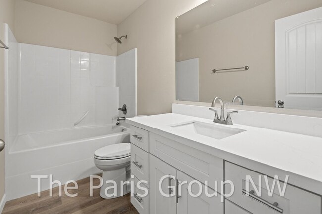 Building Photo - Gorgeous Updated 2012 Covington 4BR – New Paint, Floors, Cabinets, Quartz Counters +++