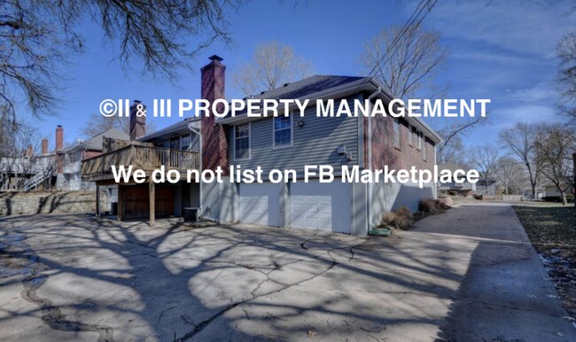 Building Photo - 11630 Oak St