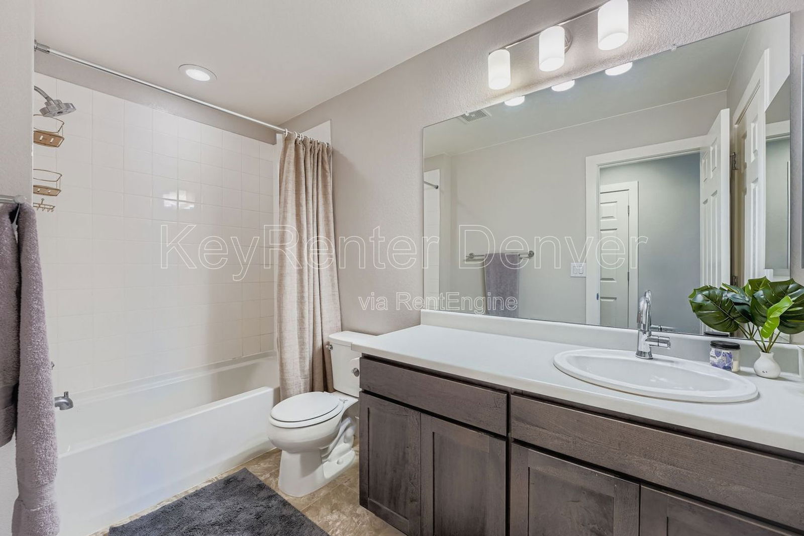 Building Photo - 16259 E Elk Dr