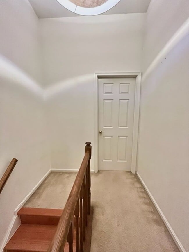 Building Photo - 17120 Briardale Rd