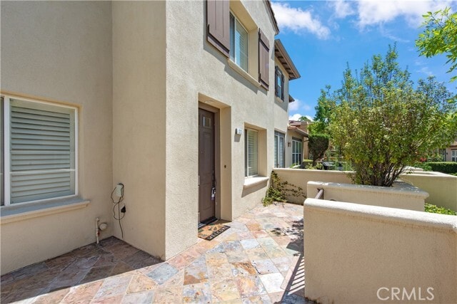 Building Photo - 22 Moonstone