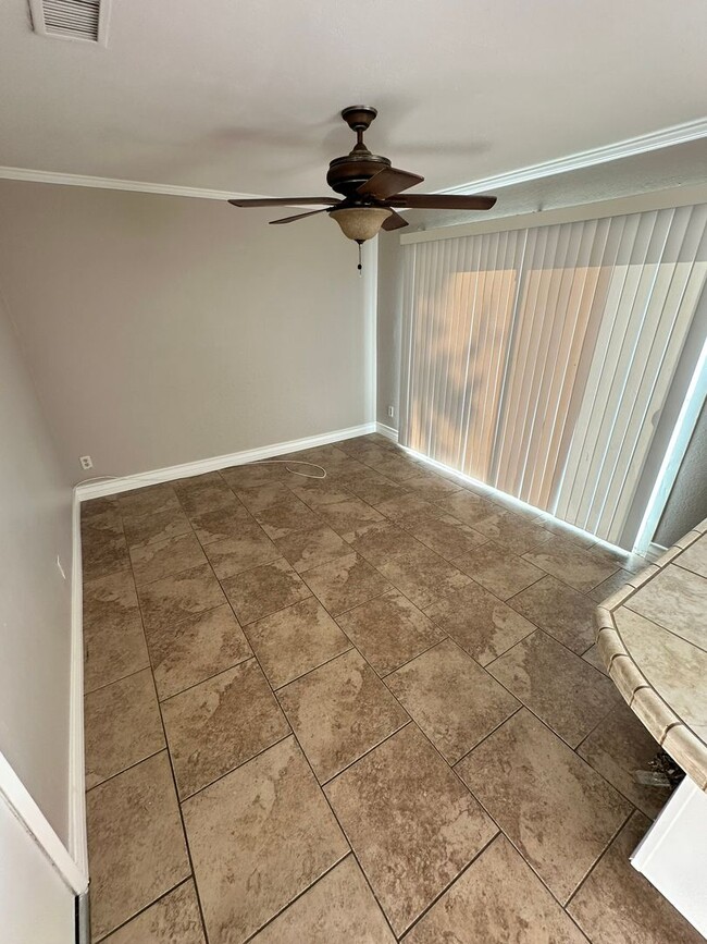Building Photo - Hyacinth Ln - BEAUTIFUL Sunnymead Ranch Ho...