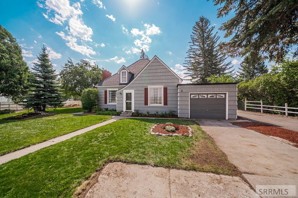 Building Photo - 2910 E Lincoln Rd