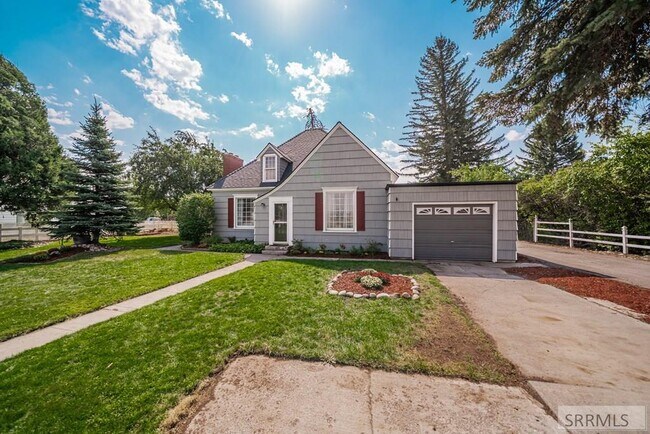 Building Photo - 2910 E Lincoln Rd