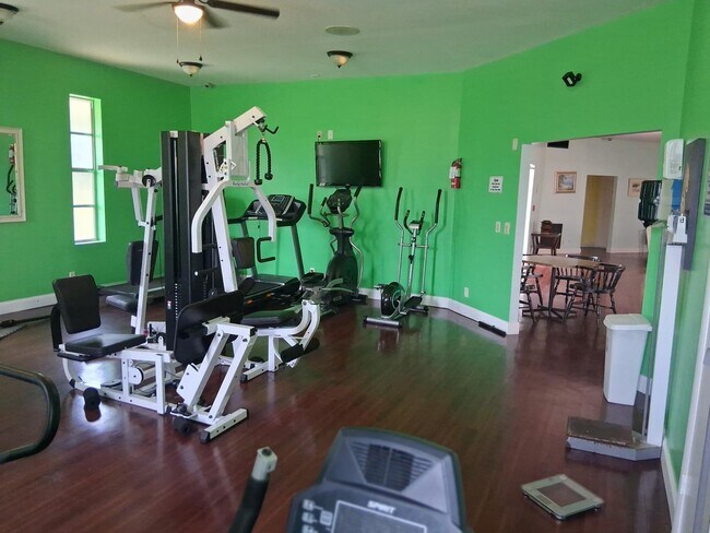 Building Photo - 2100 Springdale Blvd