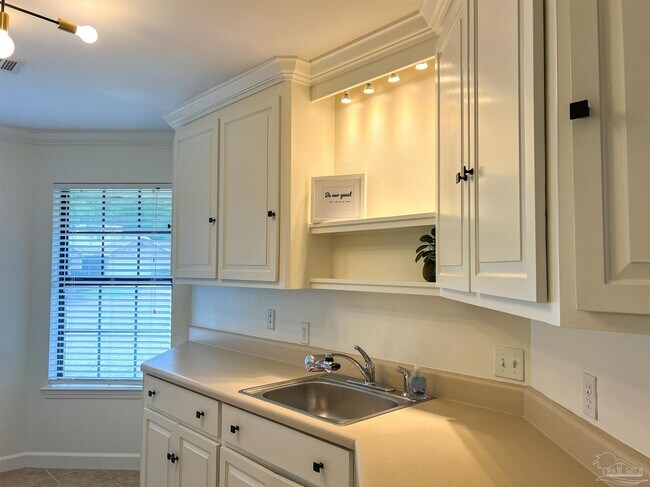 Building Photo - 3241 Braxton Cir