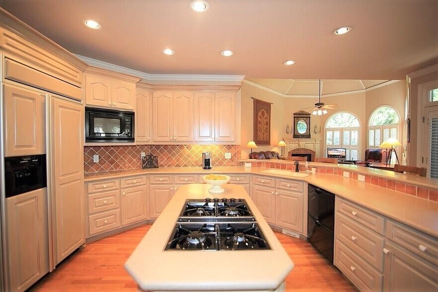 Building Photo - 1710 Sugarloaf Club Dr