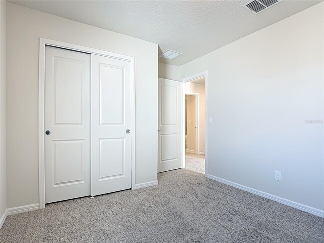 Building Photo - 2233 Southbury Dr