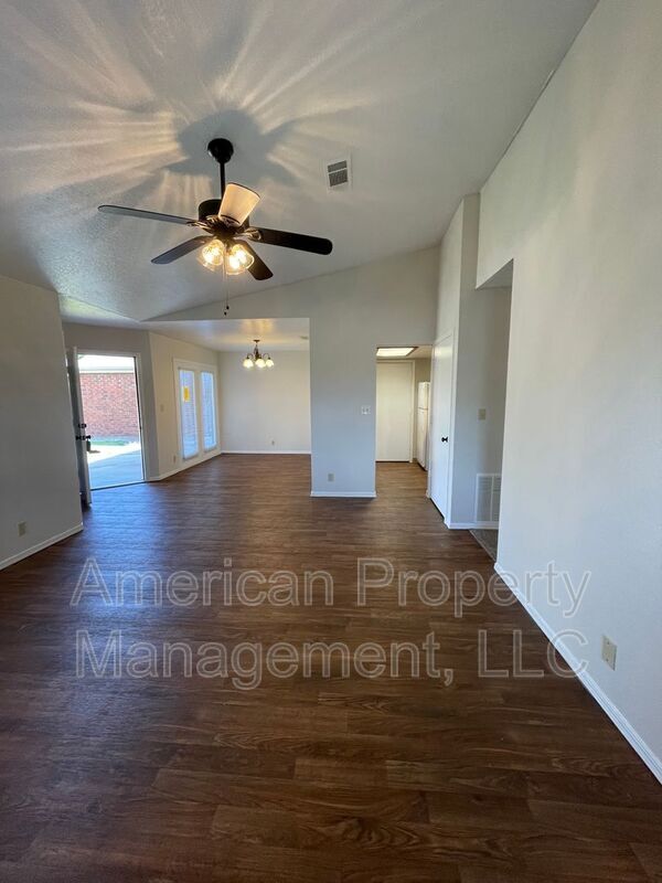 Building Photo - 4404 S 133rd E Ave