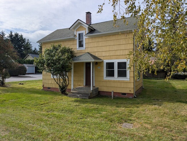 Building Photo - 516 Maple Ave