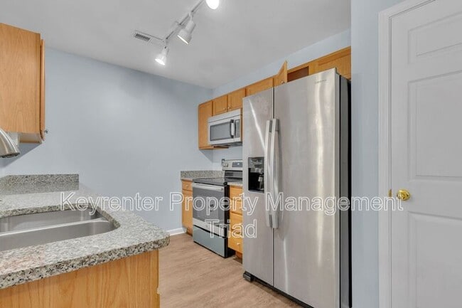 Building Photo - 3111 Alder Way