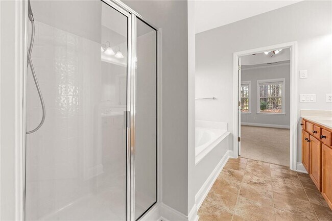 Building Photo - 3329 Rosecliff Trace NE