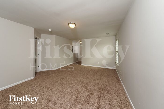 Building Photo - 12674 Browne Way
