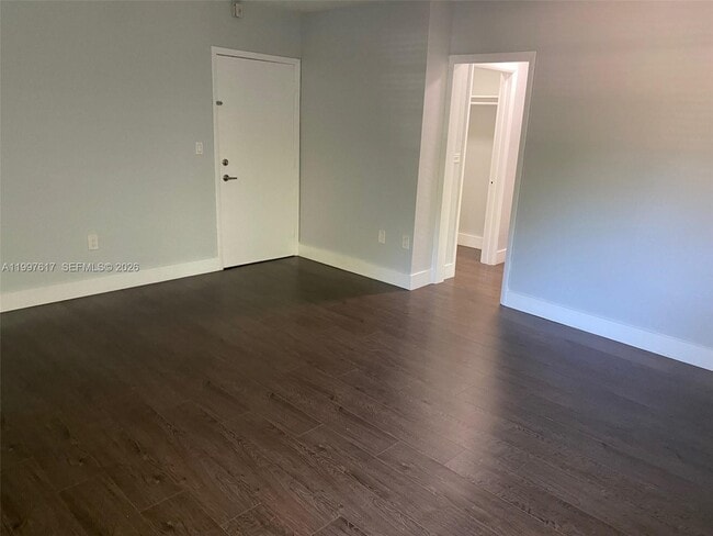 Building Photo - 1334 Alton Rd