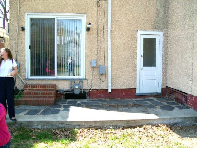 Building Photo - 2807 Edgewood Ave