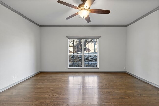 Building Photo - Luxury Living in a Gated Community