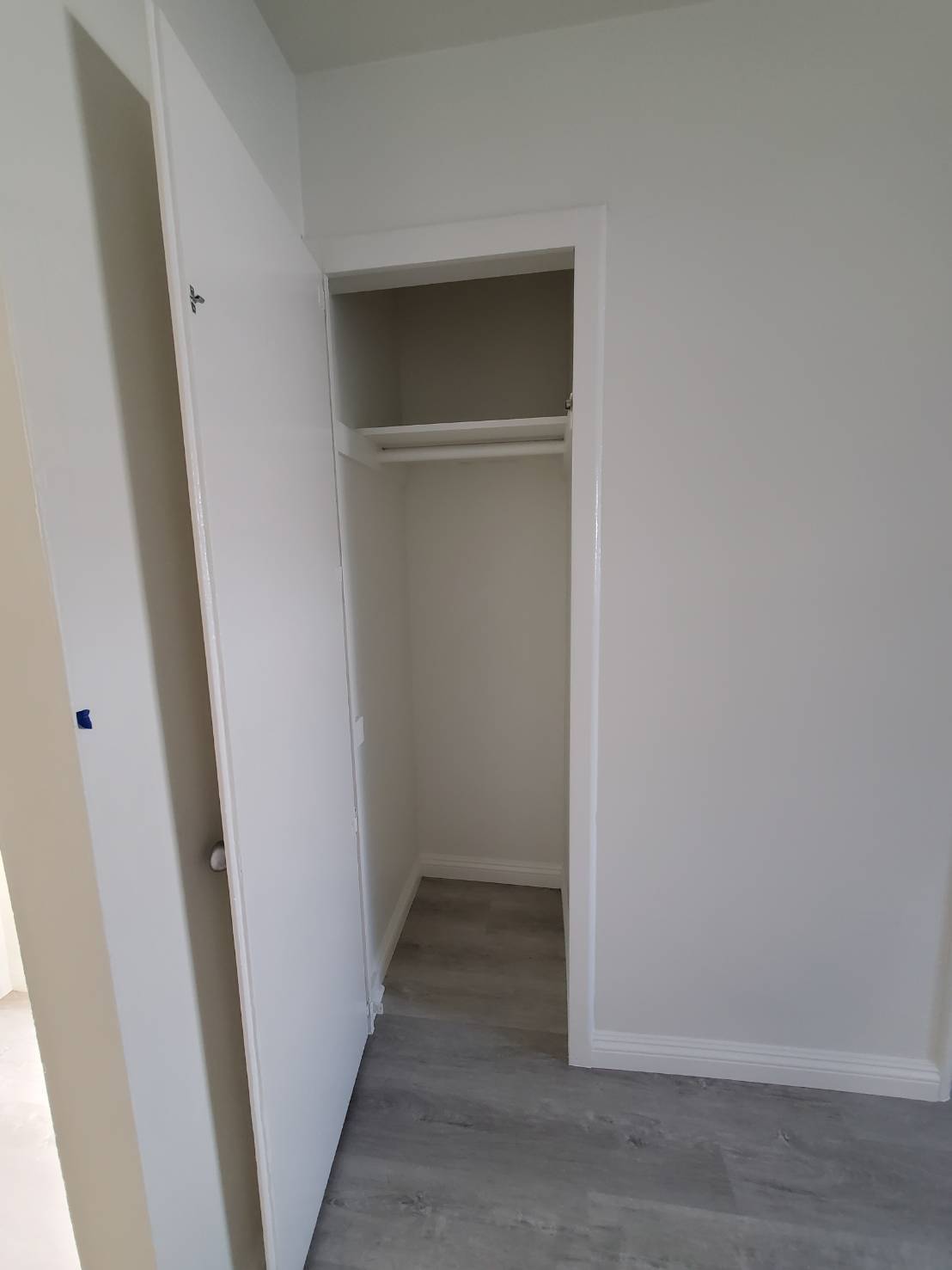 Spacious storage - 4138 Redondo Beach Blvd