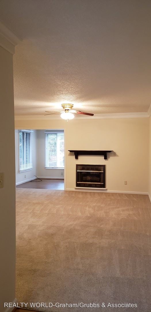 Building Photo - 2 br, 2 bath House - 604 Sherbrooke Circle