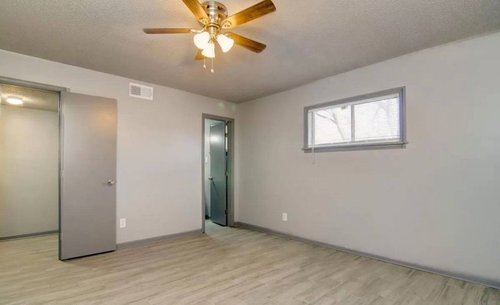 Building Photo - Courtyard @ Monroe Flats