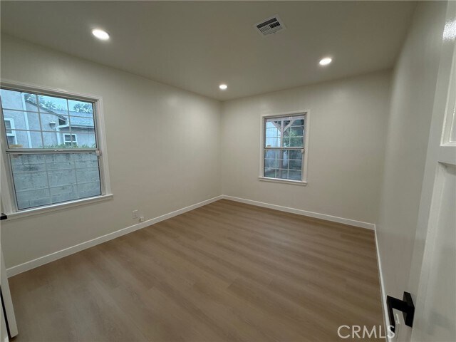 Building Photo - 5912 Carpenter Ave