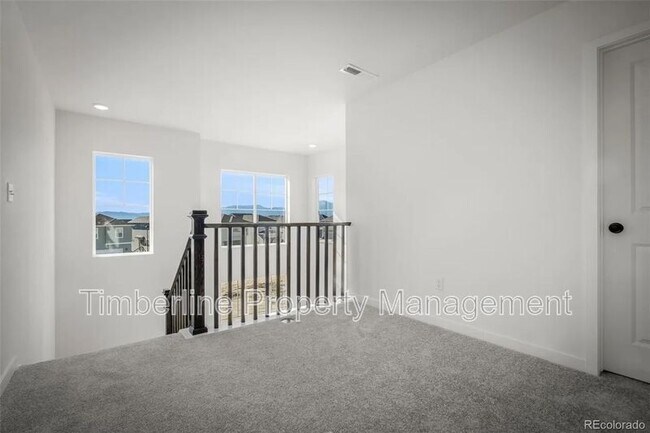 Building Photo - 6323 Scrabble Vw