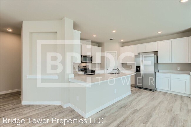 Building Photo - 4 br, 2.5 bath House - 1309 Creekbank Drive