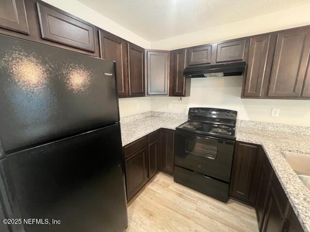 Building Photo - 689 Melba St