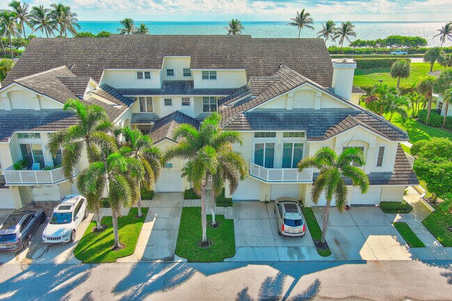 Primary Photo - 406 Mainsail Cir