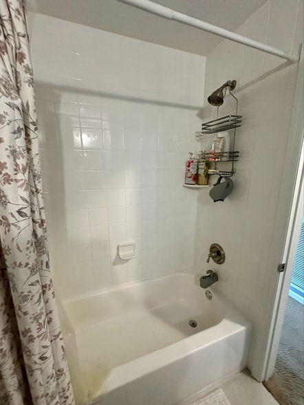 Building Photo - 6206 S Church Ave