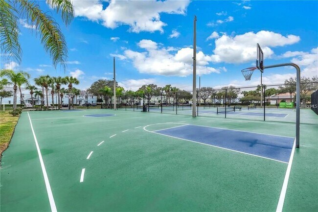 Building Photo - 3873 Pompano Dr SE