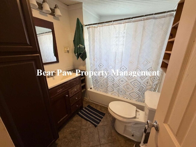 Building Photo - "Charming 2-Bedroom in Idledale!"