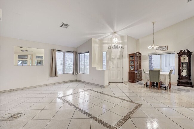 Building Photo - Henderson Single-Story Gem with Gas Firepl...