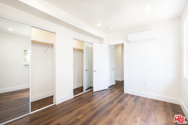 Building Photo - 1130 Crocker St