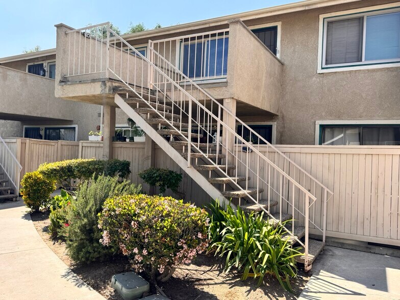 Building Photo - 630 Bridgeport Cir