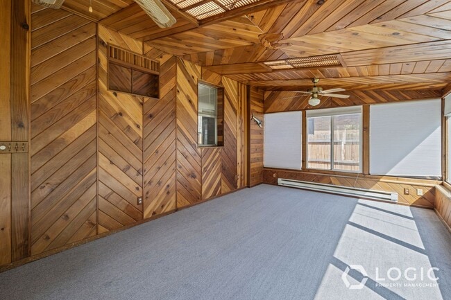 Building Photo - Amazing House In SLC Near UofU!