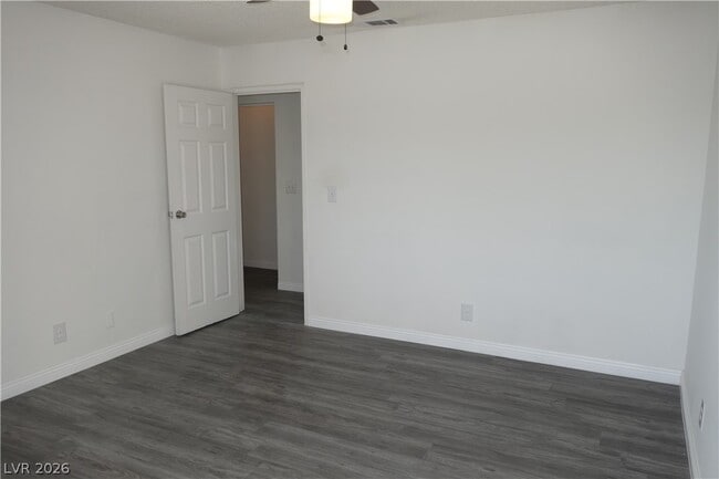 Building Photo - 4922 Newport Cove Dr