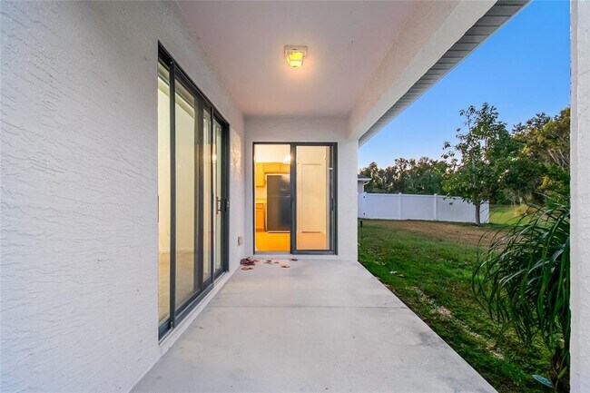 Building Photo - 2763 Athens Dr