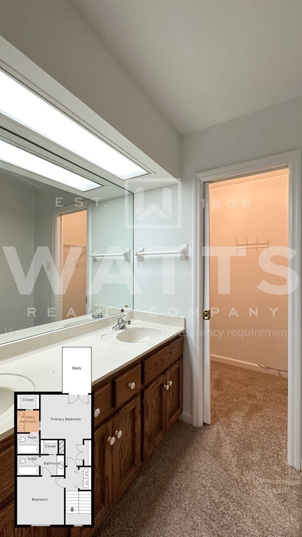 Building Photo - 2 Bed 2.5 Bath Townhouse Just Off Hwy 280