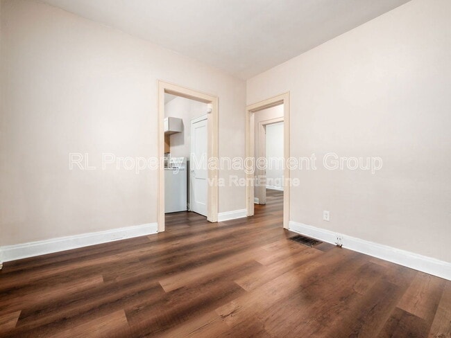 Building Photo - 1168 E Whittier St
