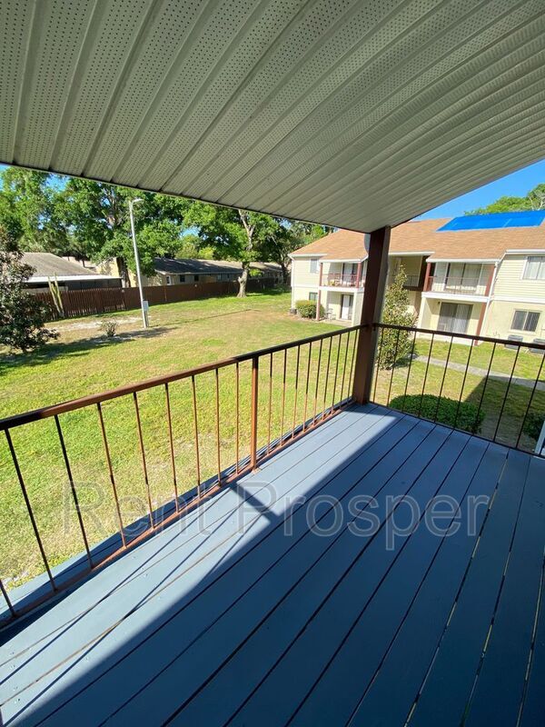 Building Photo - 304 Cherokee Ct
