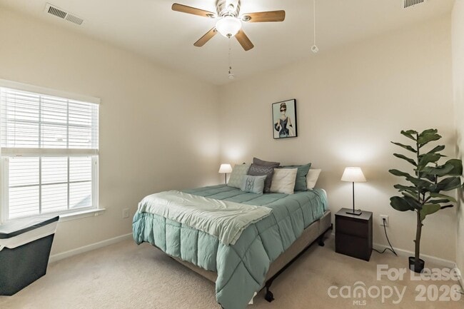 Building Photo - 5826 Castlecove Rd